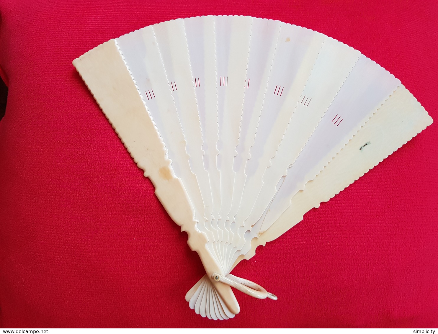 Antique Female Ivory Hand Fan 19th Century - Fächer