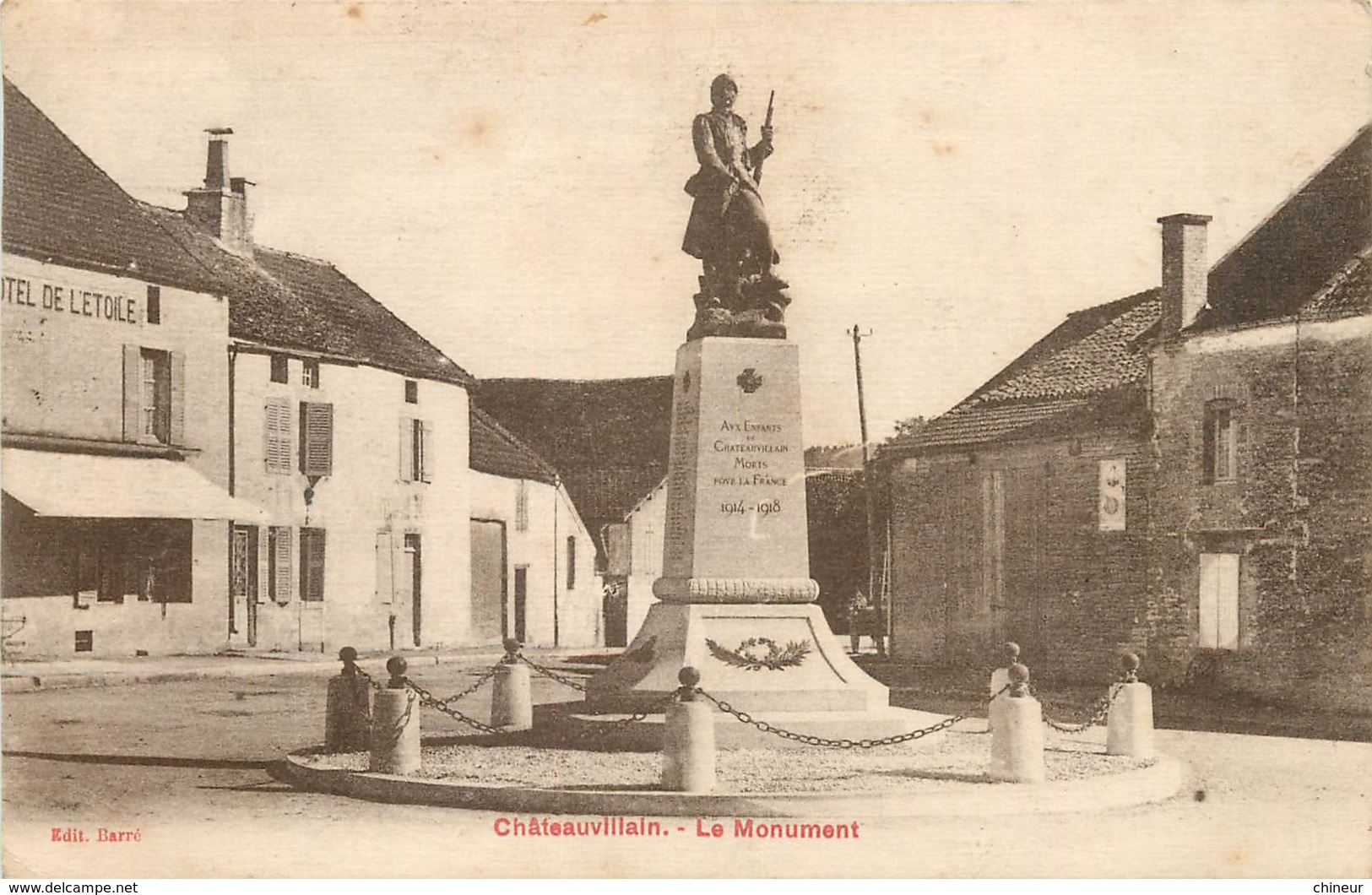 CHATEAUVILLAIN LE MONUMENT - Chateauvillain