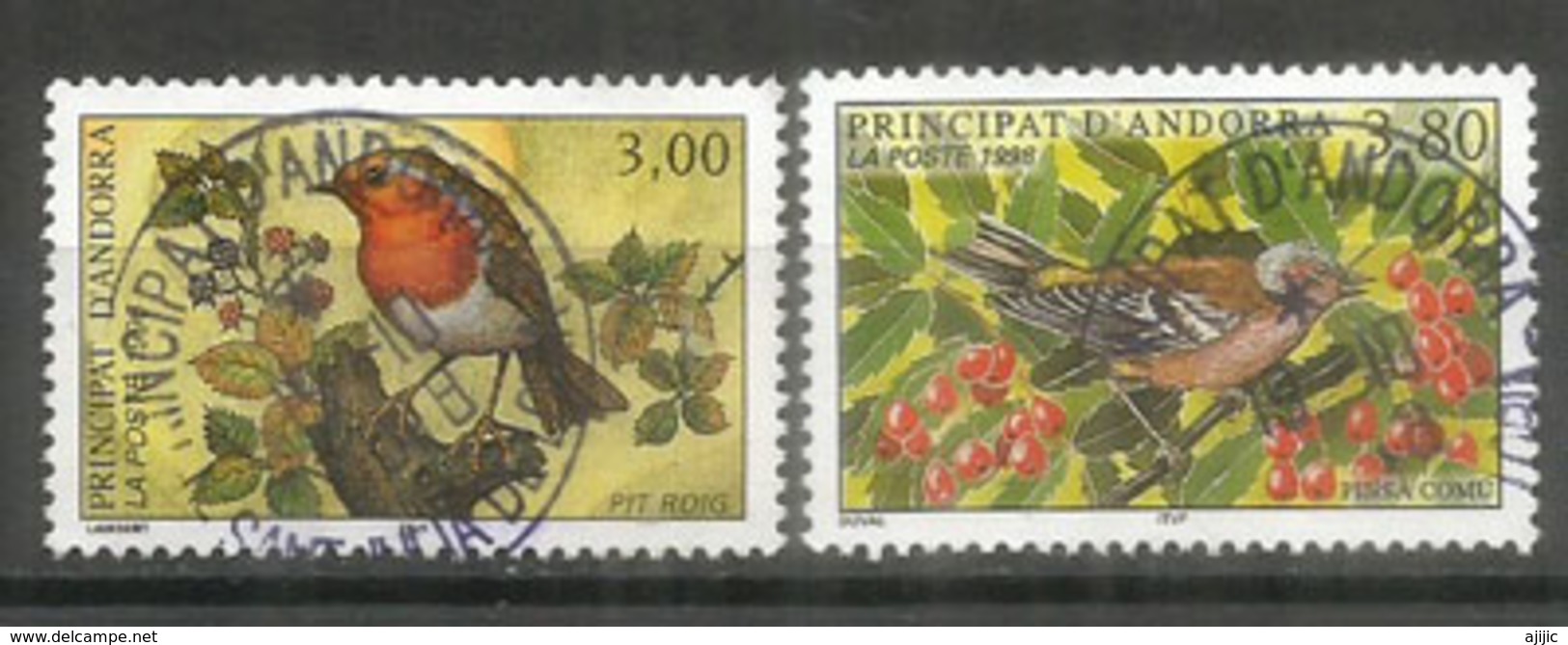 Oiseaux D'Andorre:Le Rouge-Gorge & Pinson Des Arbres, 2 Timbres Oblitérés,1 ère Qualité, Oblitération Ronde. - Gebraucht