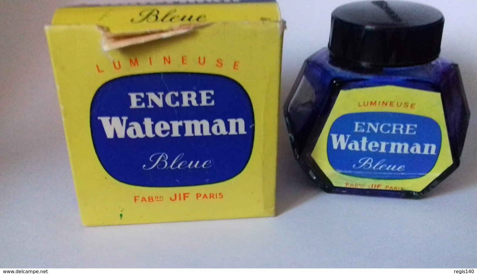 Flacon encre Waterman bleue dans sa boîte