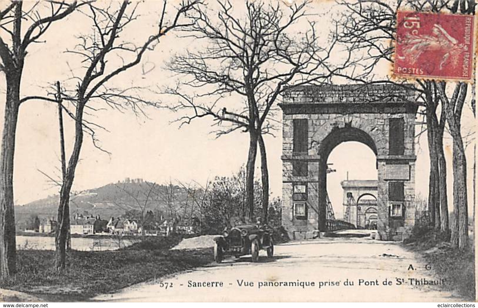Sancerre          18          Vue Panoramique Prise Du Pont De St Thibault       (voir Scan) - Sancerre