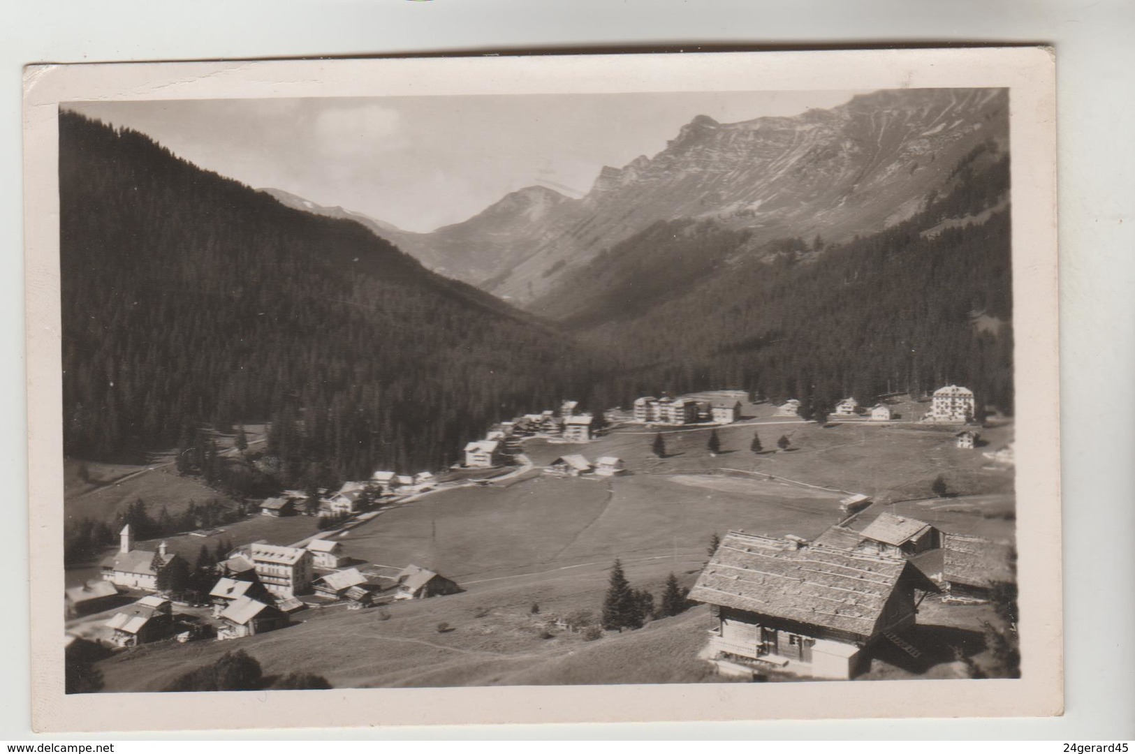 CPSM TROISTORRENTS (Suisse-Valais) - MORGINS 1314 M Station à L'extrémité De La Vallée D'Abondance Et Col De Chezery - Troistorrents