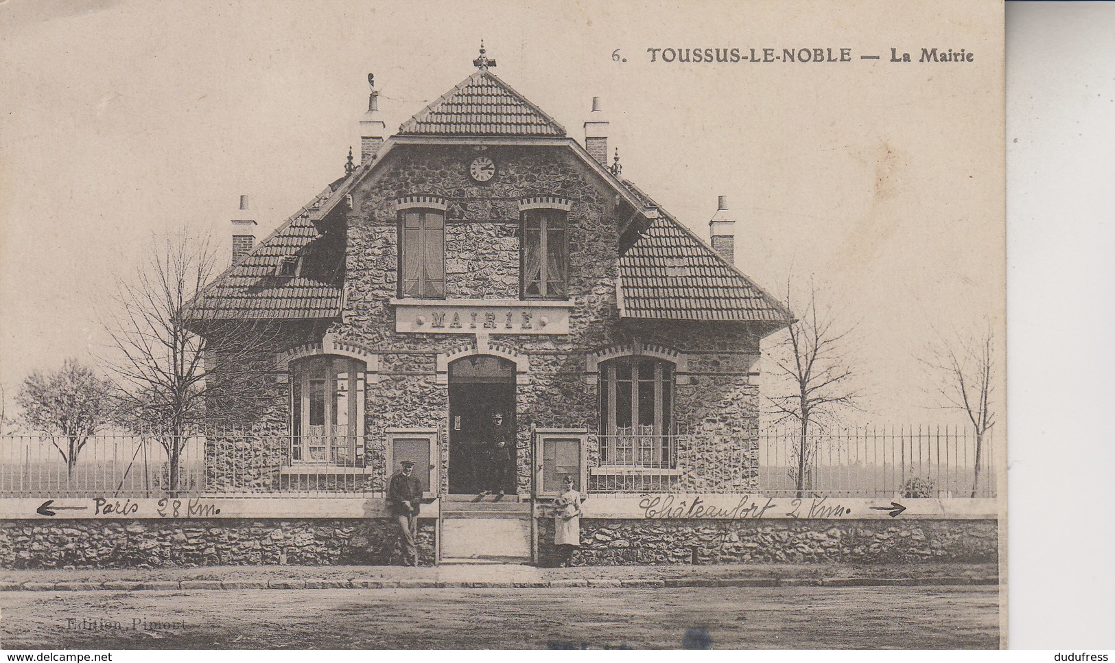 TOUSSUS LE NOBLE         LA MAIRIE - Toussus Le Noble