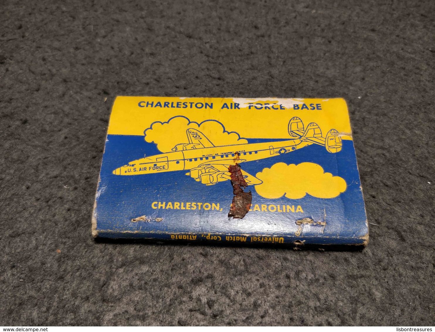ANTIQUE MATCHBOX MATCHES LABEL ADVERTISING CHARLESTON AIR FORCE BASE MILITARY UNITED STATES - Boîtes D’allumettes