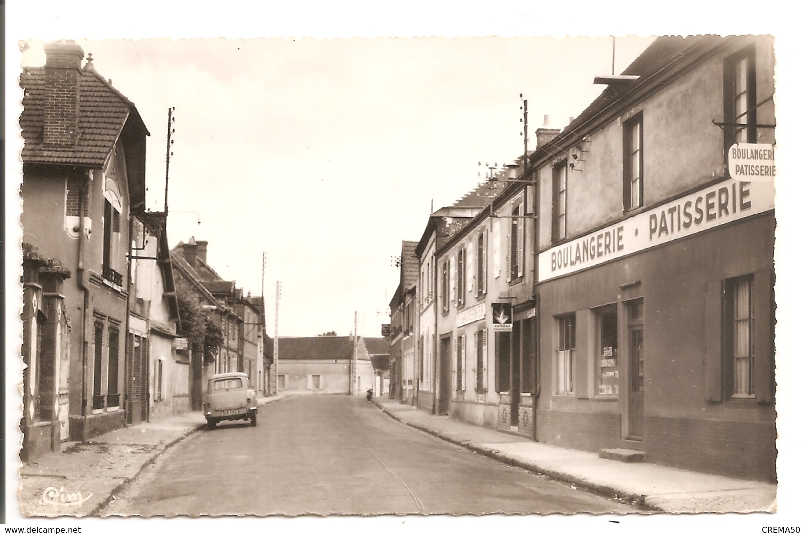 28 - VILLEMEUX SUR EURE - Grande Rue. - Villemeux-sur-Eure