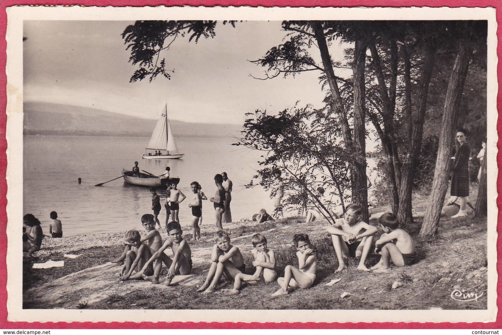 CPSM 74 MESSERY  La Plage ( Animée  Voilier Groupe D' Enfants  * Format CPA - Messery