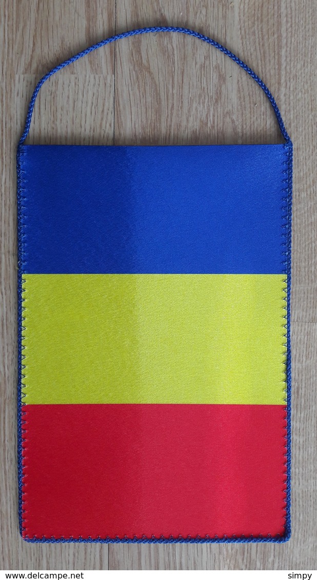 Pennant ROMANIA Handball Federation New Design 17cm X 25cm Typ III - Handball