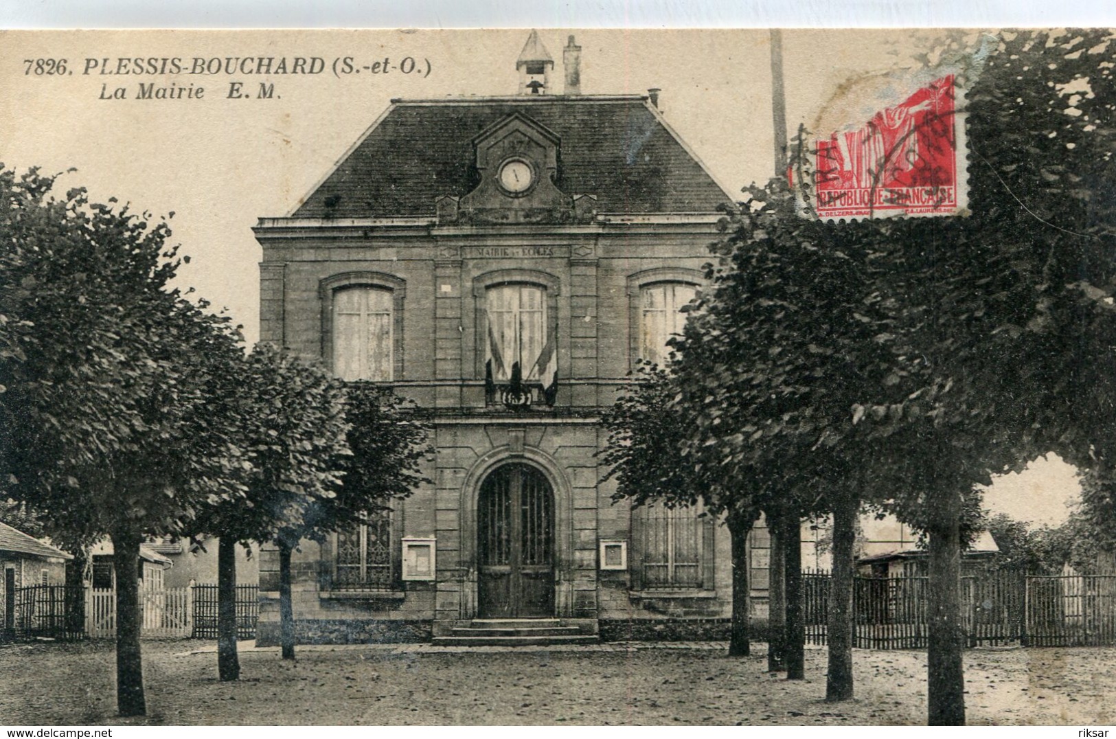 PLESSIS BOUCHARD - Le Plessis Bouchard