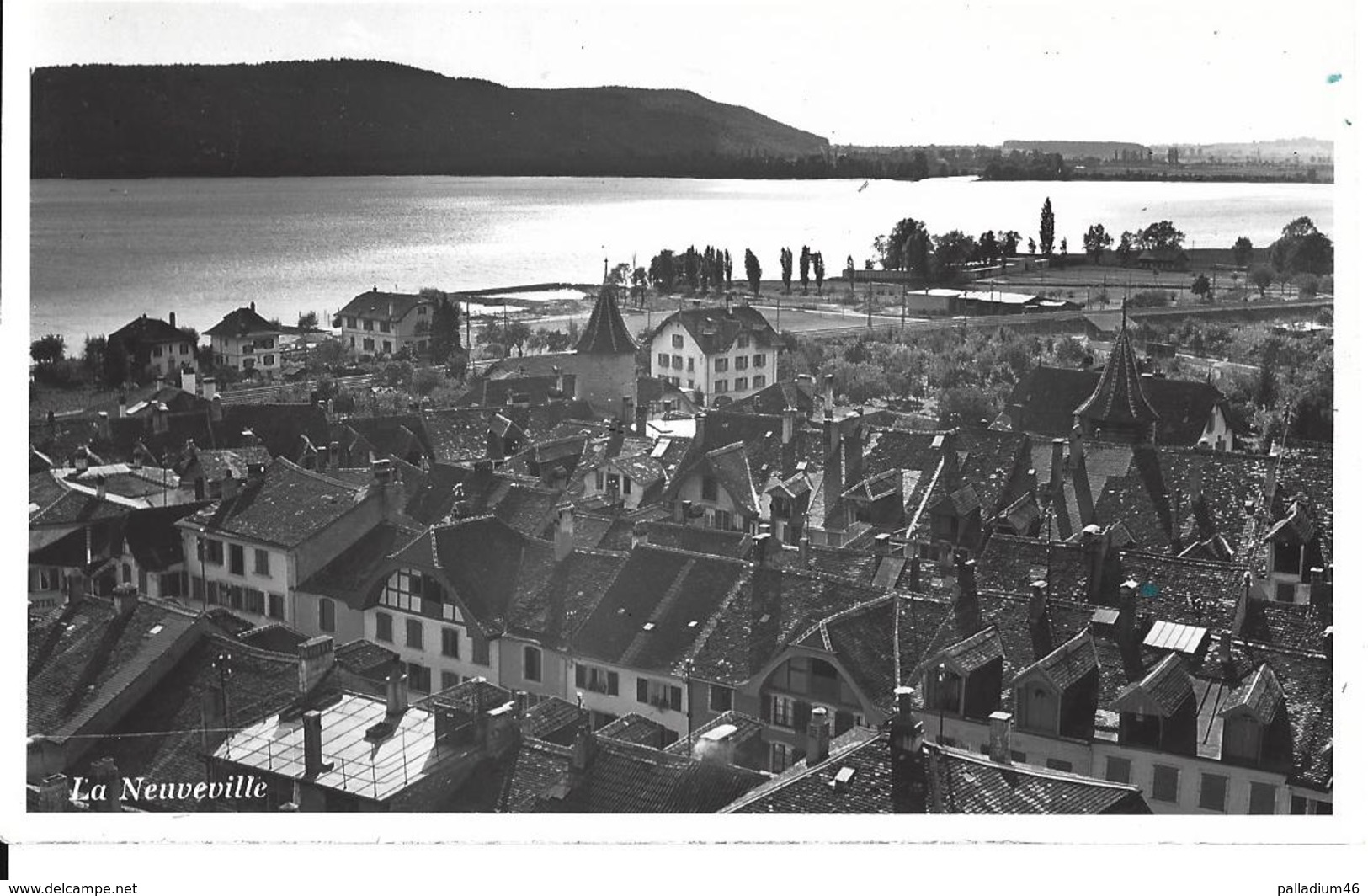 BERNE LA NEUVEVILLE Photog. A. ACQUADRO Circulé Le 25.10.1940 Vers COMMUGNY - La Neuveville