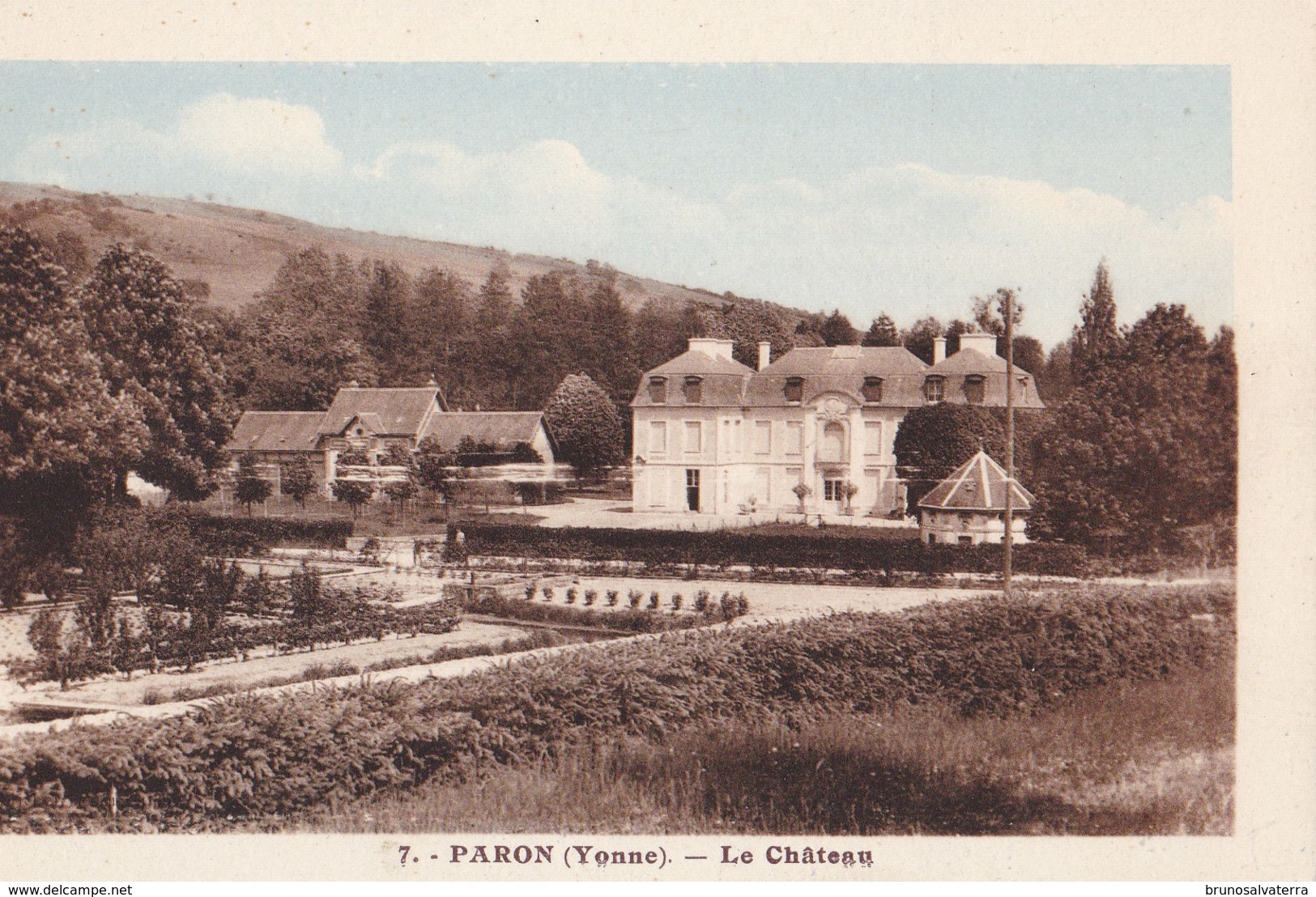 PARON - Le Château - Paron