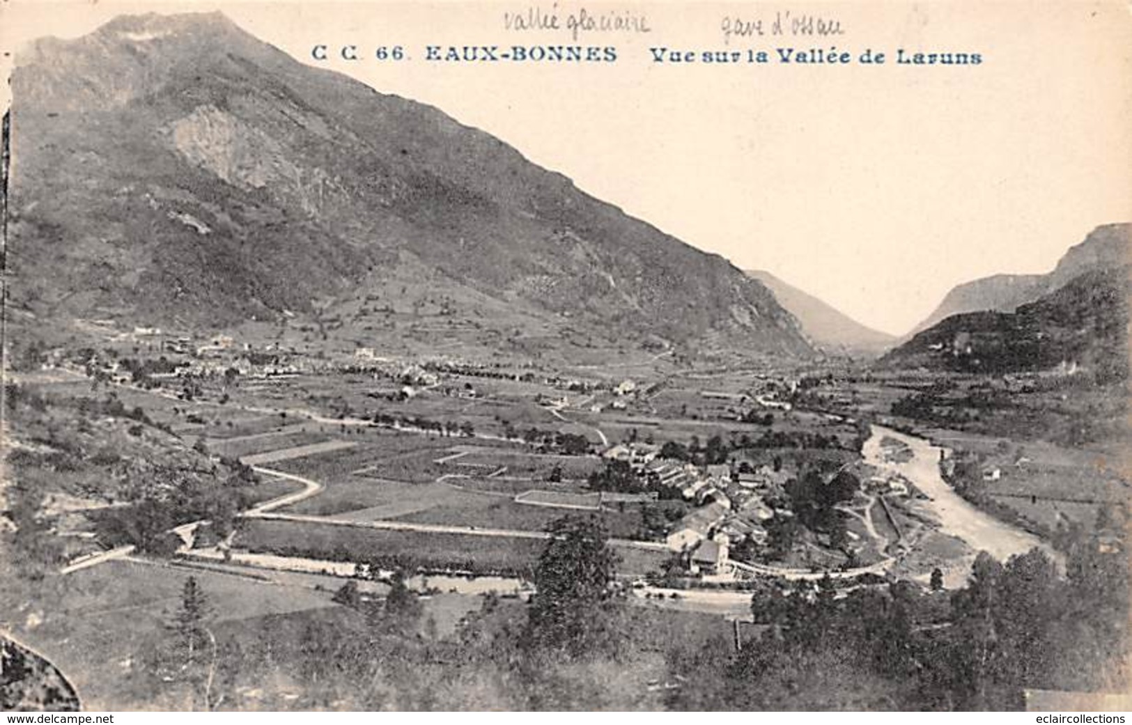 Eaux Bonnes       64          Vue Sur La Vallée De Laruns     (voir Scan) - Eaux Bonnes