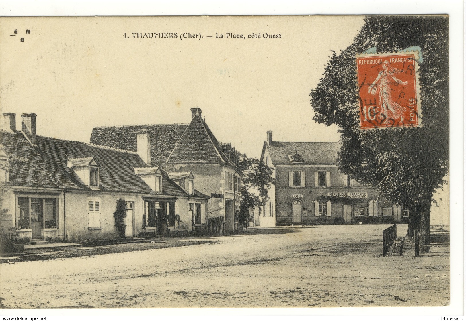 Carte Postale Ancienne Thaumiers - La Place, Côté Ouest - Thaumiers