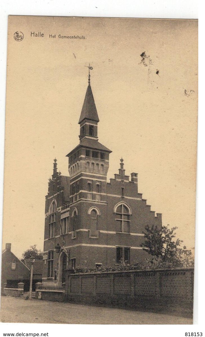 Halle  Het Gemeentehuis - Zoersel