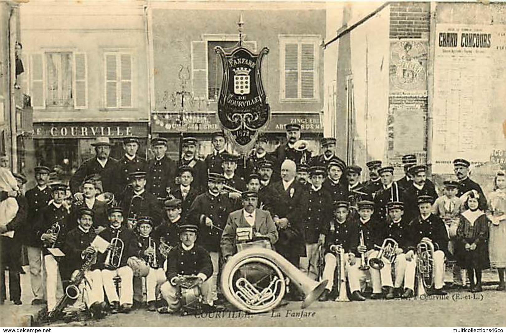 080119 - 28 COURVILLE - La Fanfare - Musique Tambour Trompette Tubiste - Courville