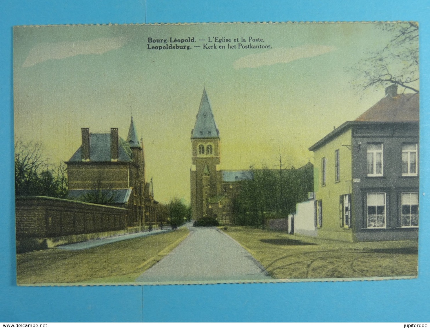 Bourg Léopold L'Eglise Et La Poste - Leopoldsburg