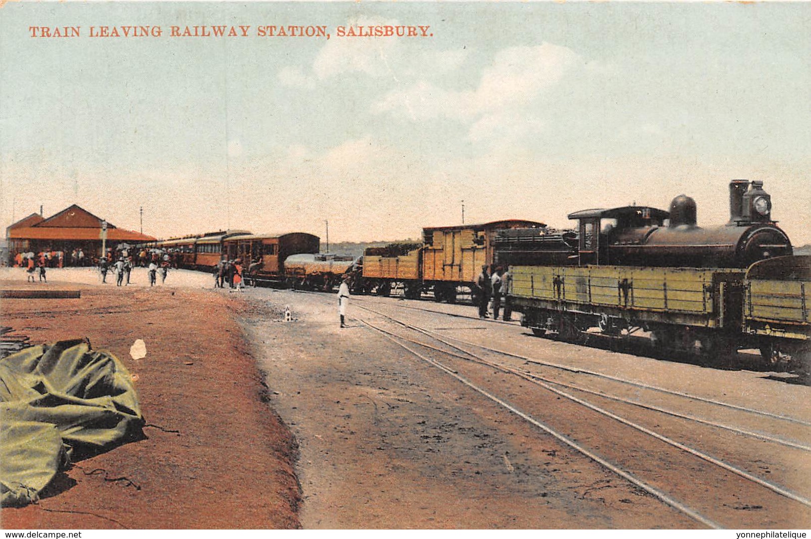 Zambie / 02 - Salisbury - Train Leaving Railway Station - Zambia