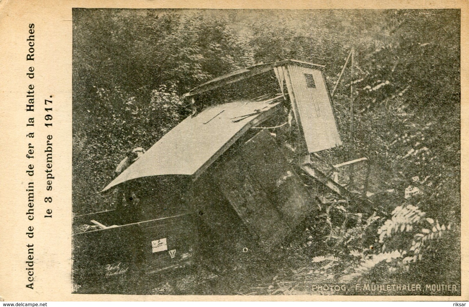 SUISSE(ROCHES) ACCIDENT DE TRAIN - Roches