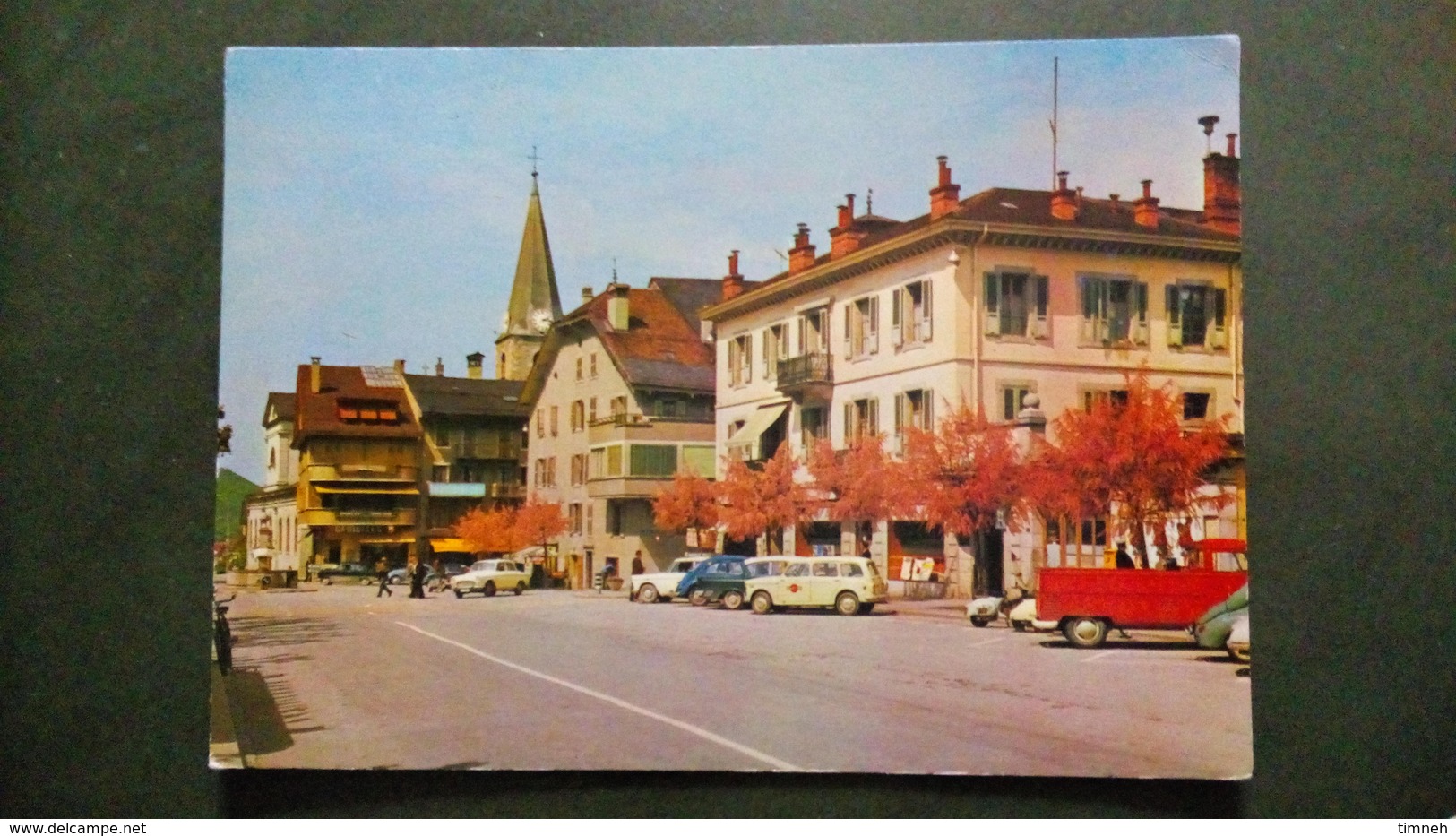 CPM MONTHEY SUISSE - Place Du Marché Et Avenue De France - Automobiles D'époque Vers 1970 - Monthey