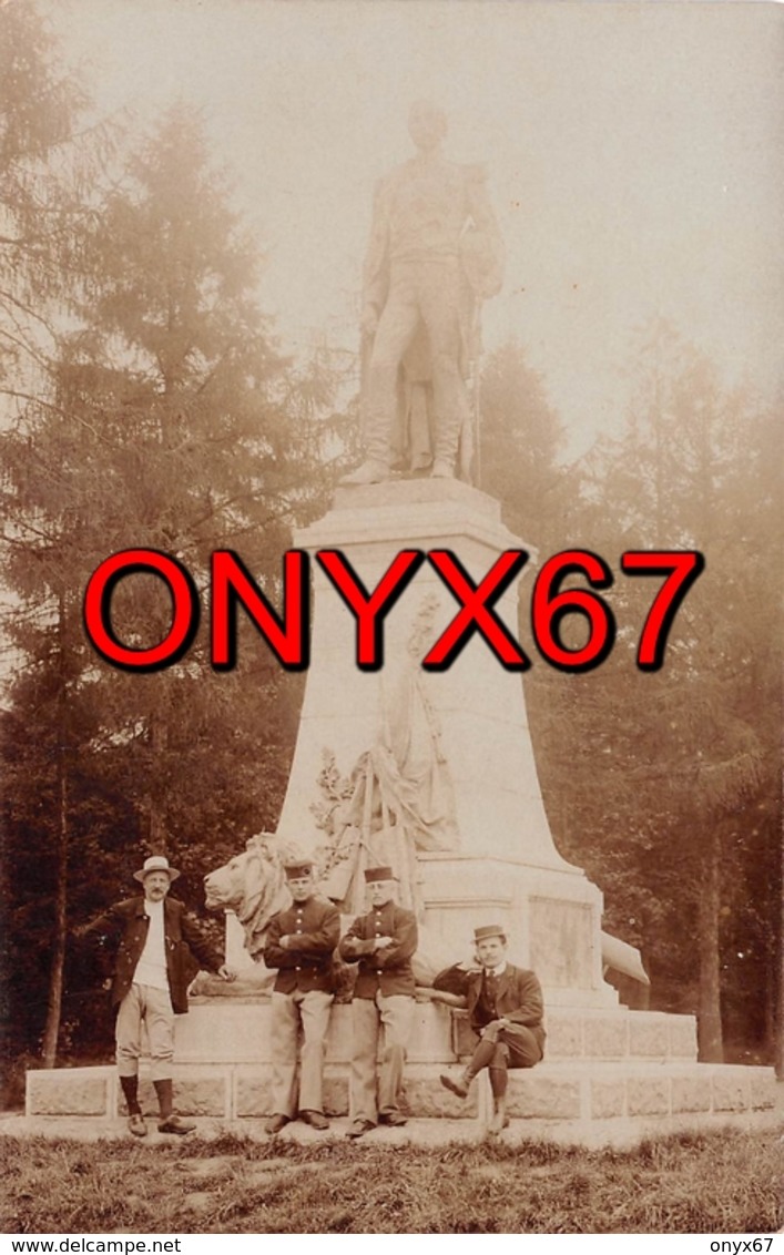 Carte Postale Photo Militaire Camp De BEVERLOO-Leopolsburg (Région Flamande-Limbourg) Monument Chazal Soldat Belge - Leopoldsburg (Camp De Beverloo)