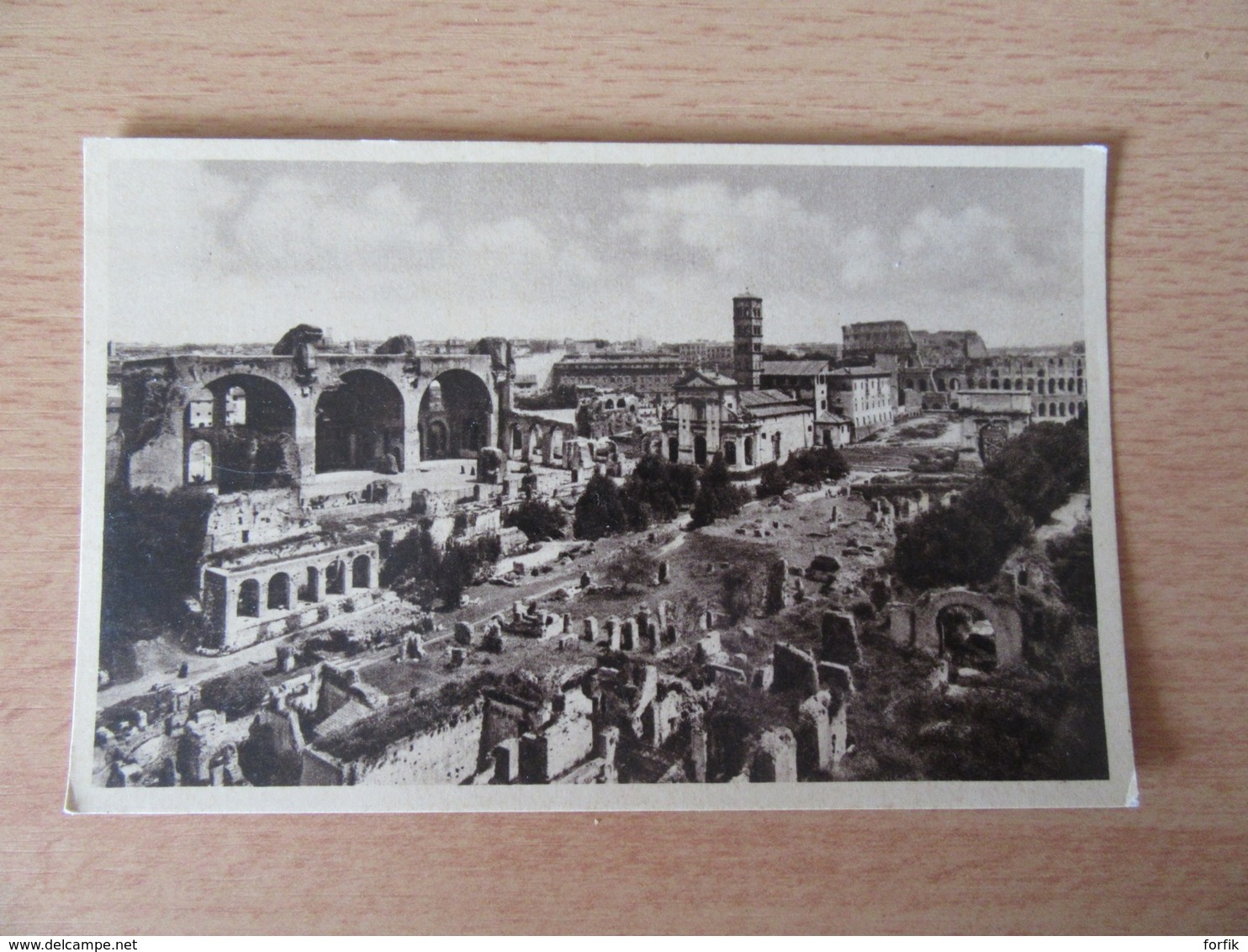 Italie - Lot De 4 CPA De Rome / Roma Dont Campidiglio, Foro Romana, Etc... - Cartes Non-circulées - Collezioni & Lotti