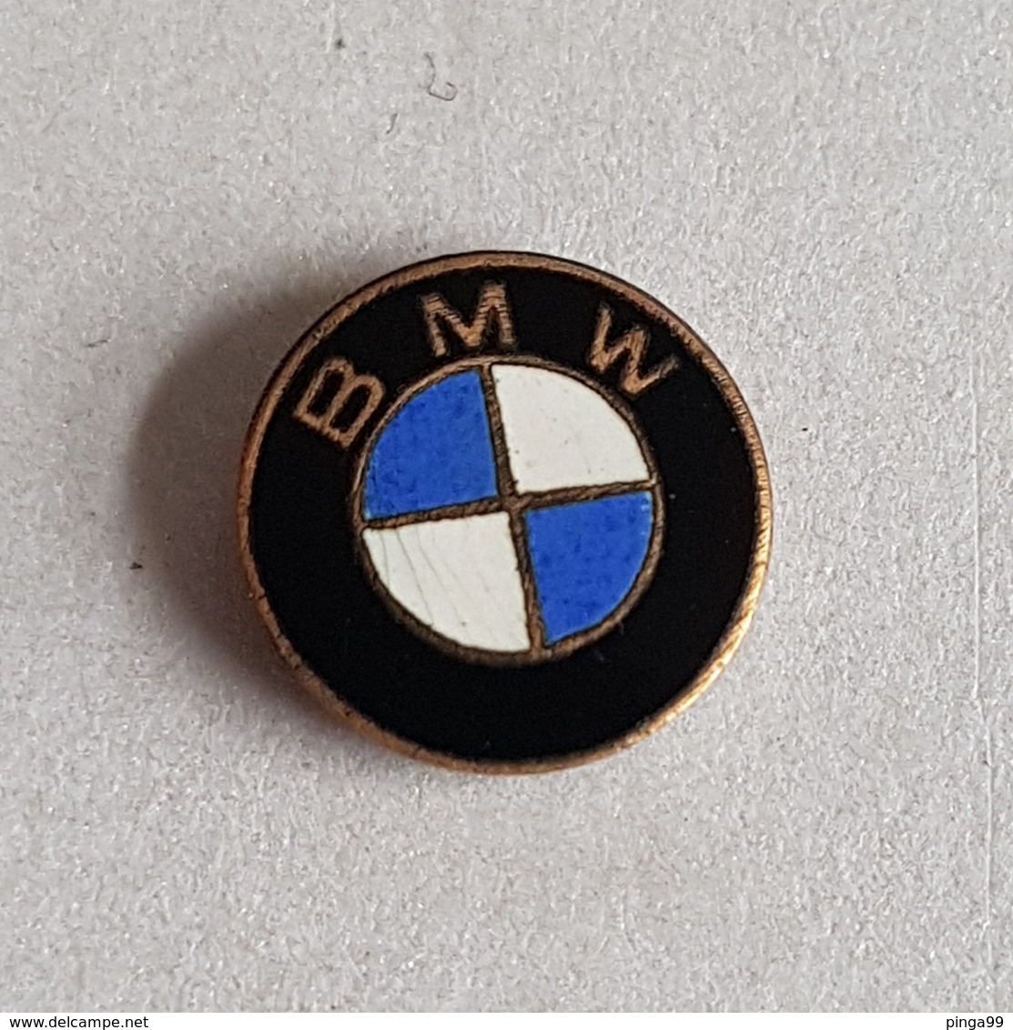 GERMANY AUTO CAR BMW  DISTINTIVO  PIN BADGE - BMW