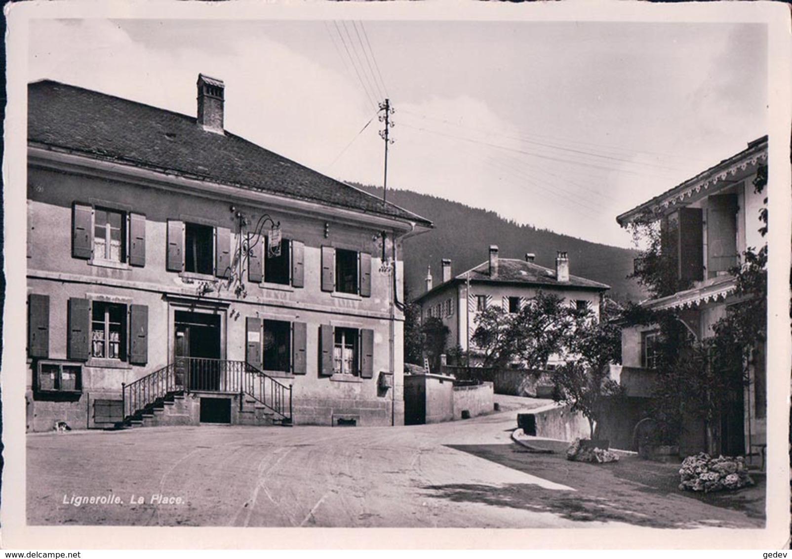 Lignerolle VD, La Place, Hôtel De L'Ecusson (7874) 10x15 Pli D'angle - Lignerolle