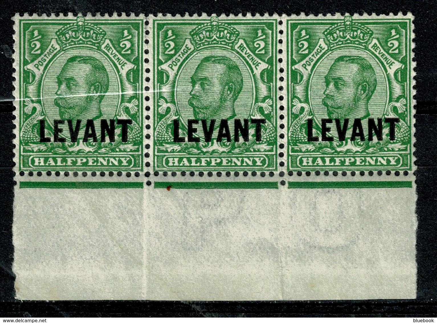 Ref 1270 - GB Stamps - KGV Marginal Strip Of 3 X 1/2d Overprint Levant MNH - SG 214 - Levante Britannico