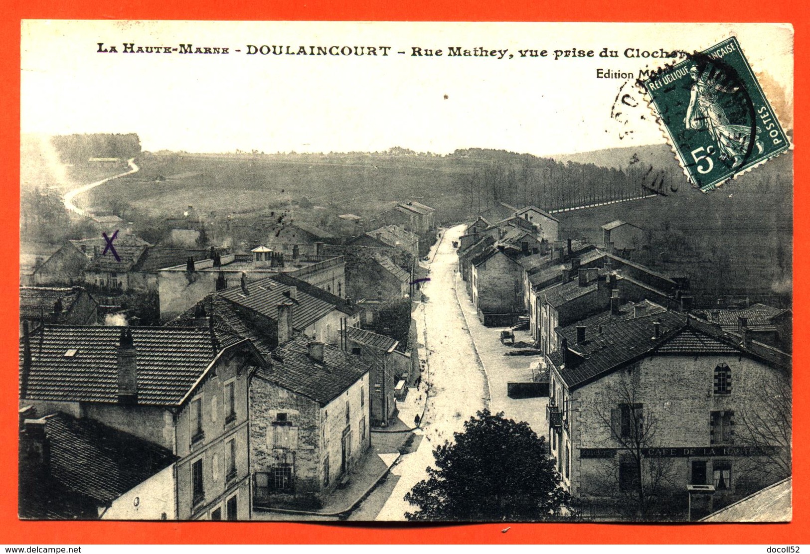 CPA 52 Doulaincourt " Rue Mathey , Vue Prise Du Clocher " - Doulaincourt