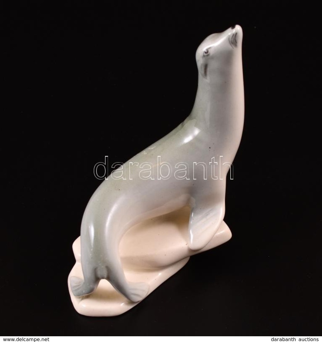 Porcelán Fóka, Kézzel Festett, Jelzés Nélkül, Apró Kopásokkal, M: 14 Cm - Other & Unclassified