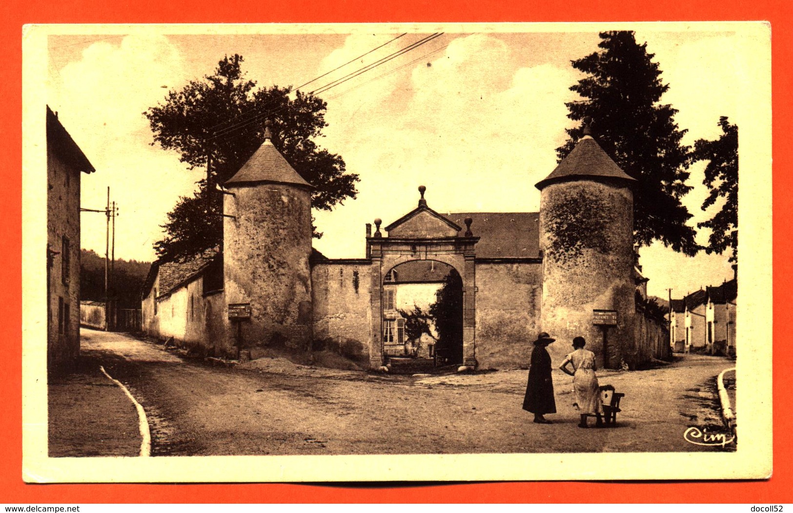 CPA 52 Doulaincourt " Chateau De Montrol " - Doulaincourt