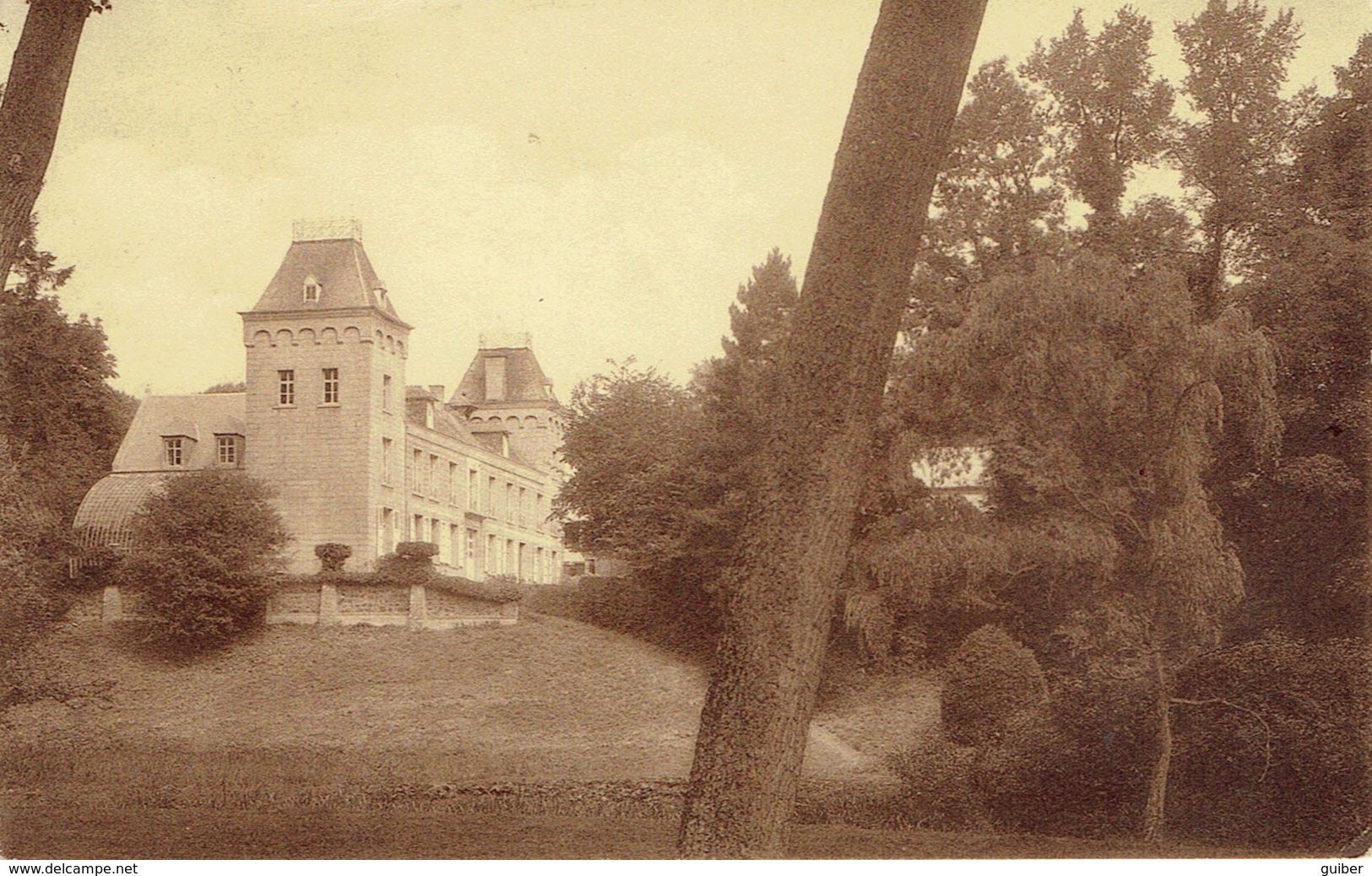 Quevy Le Petit Chateau Du Petit Cambrai - Quévy