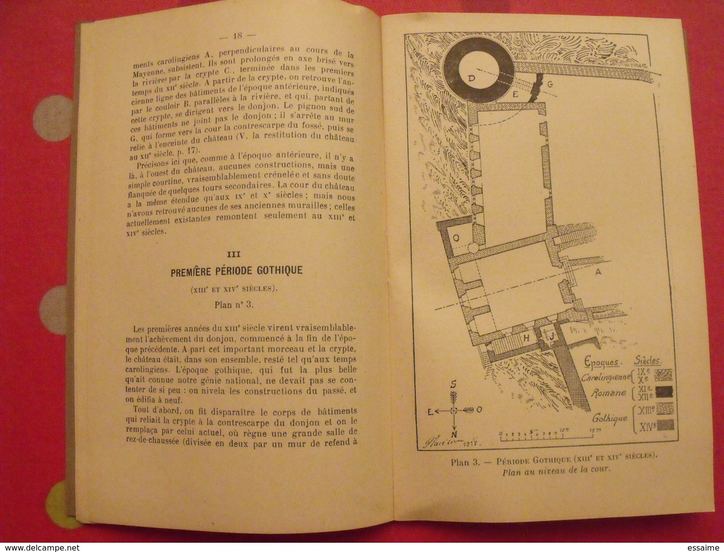 le château de Laval. notes d'histoire et d'archéologie et guide du visiteue. Guy Ramard. 1934. illustré