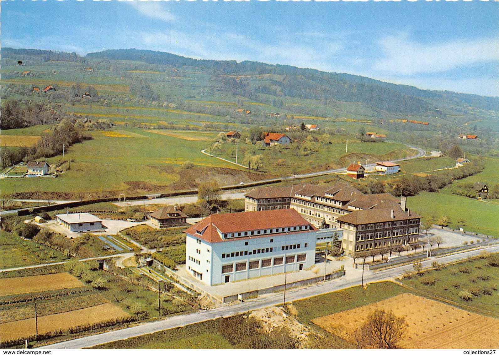 74-LA-ROCHE-SUR-FORON- VUE AERIENNE DU PENSIONNAT DE LA STE-FAMILLE - La Roche-sur-Foron