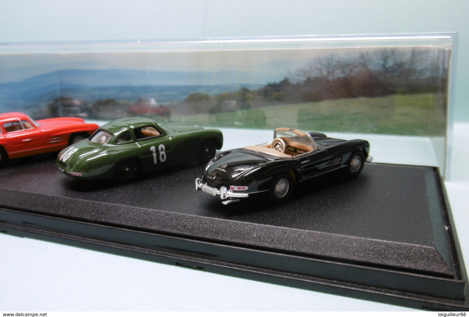 Schuco - Coffret 4 Voitures MERCEDES BENZ 300SL Cabrio + Carrera Panamericana Coupé + 560SL Softtop 1/72 - Scale 1:72