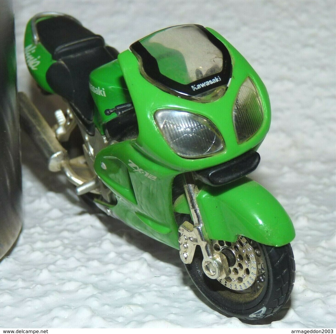 MAISTO MOTO 1/18 KAWASAKI NINJA ZX 12 Be Mais Manque La Bequille - Motorcycles