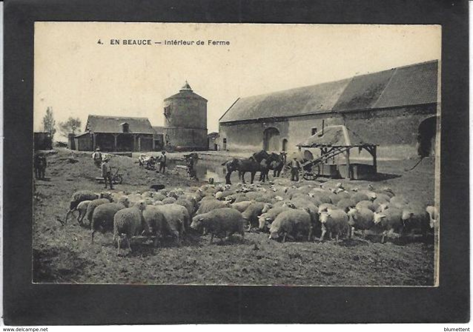 CPA Saint Peravy La Colombe (45) - Ferme Du Ménil (Mesnil) Métier Non Circulé En Beauce - Fermes