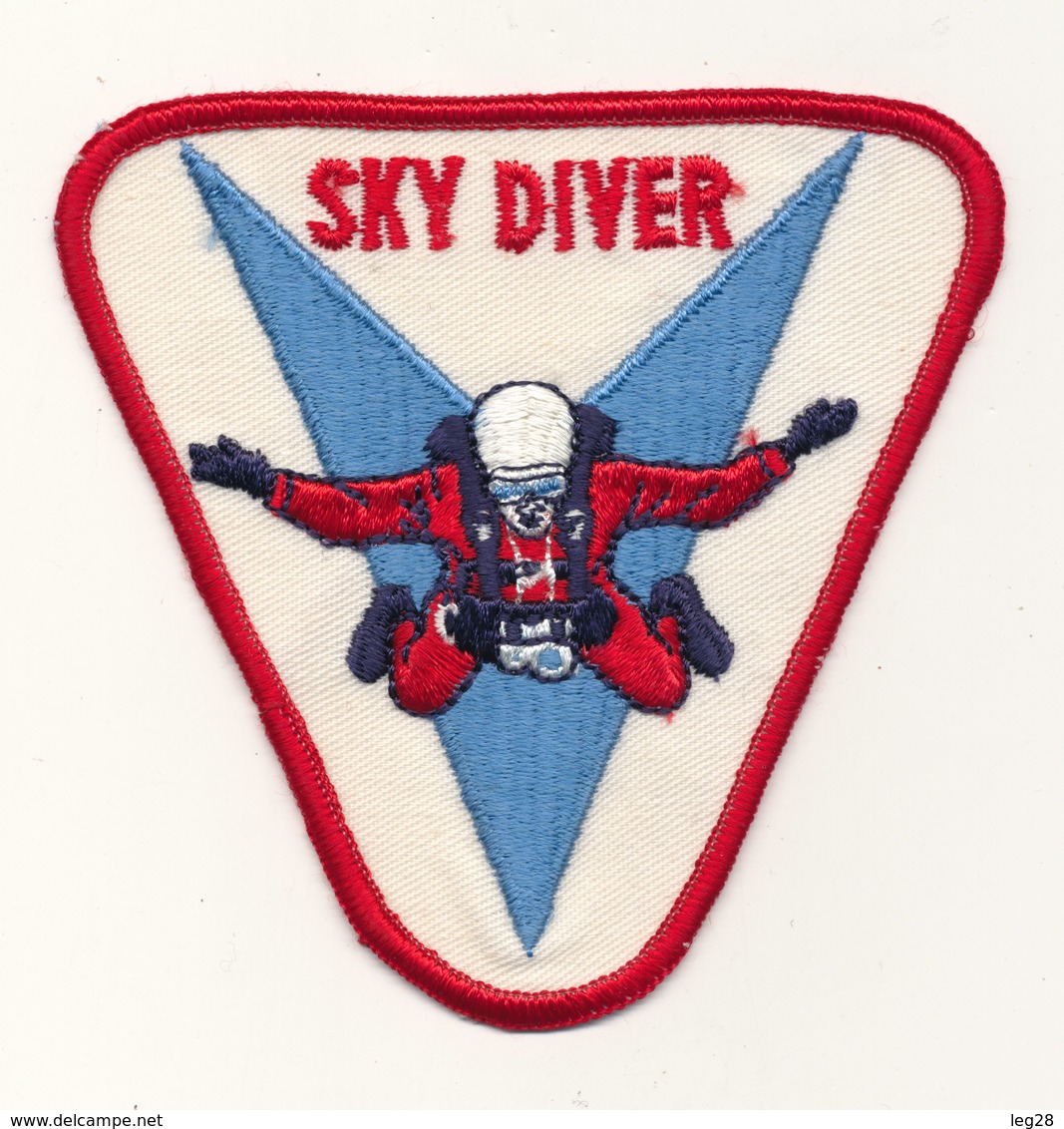 SKY DIVER - Parachutting