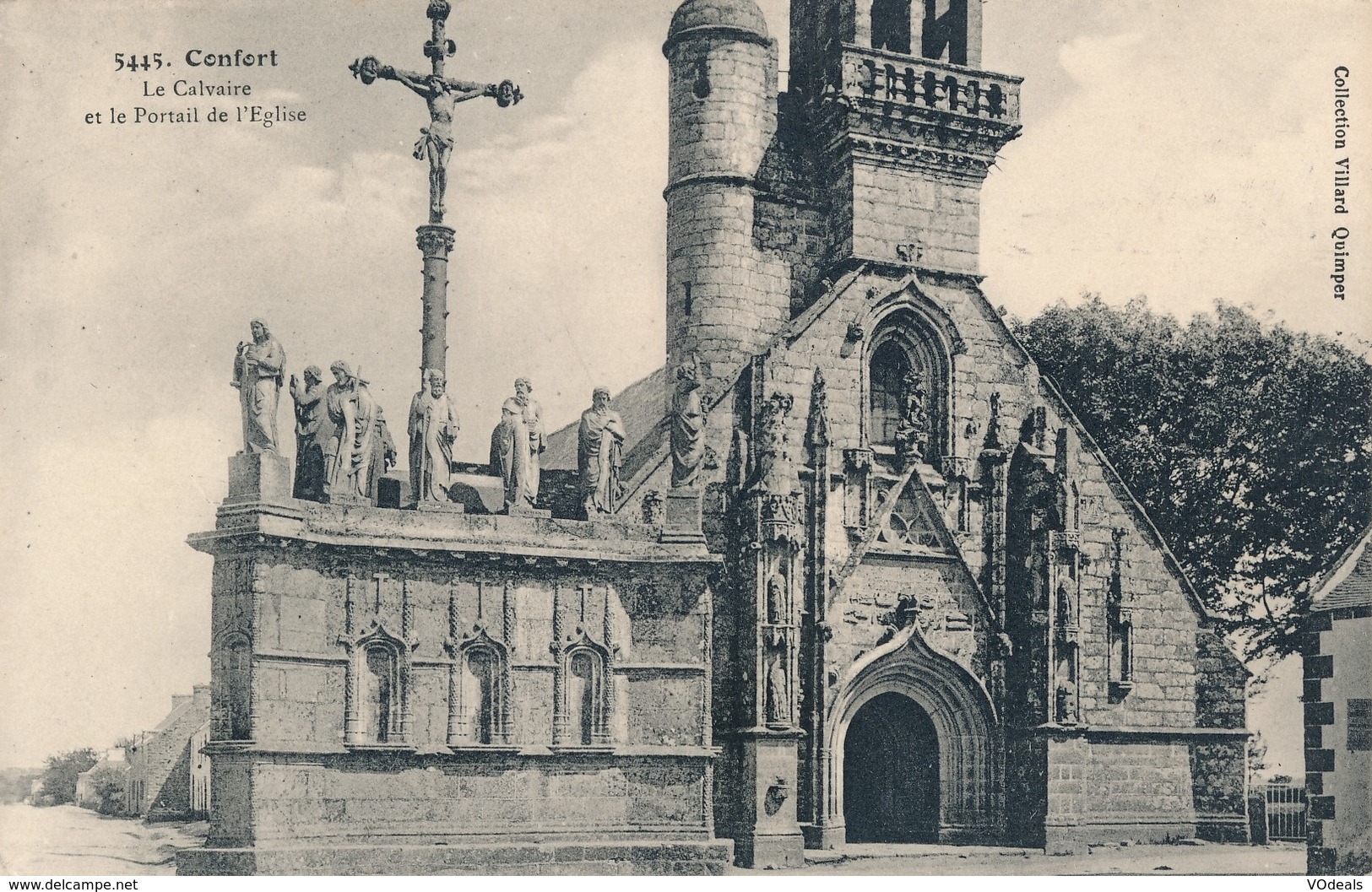 CPA - France - (29) Finistère -  Confort-Meilars - Le Calvaire Et Le Portail De L'Eglise - Confort-Meilars