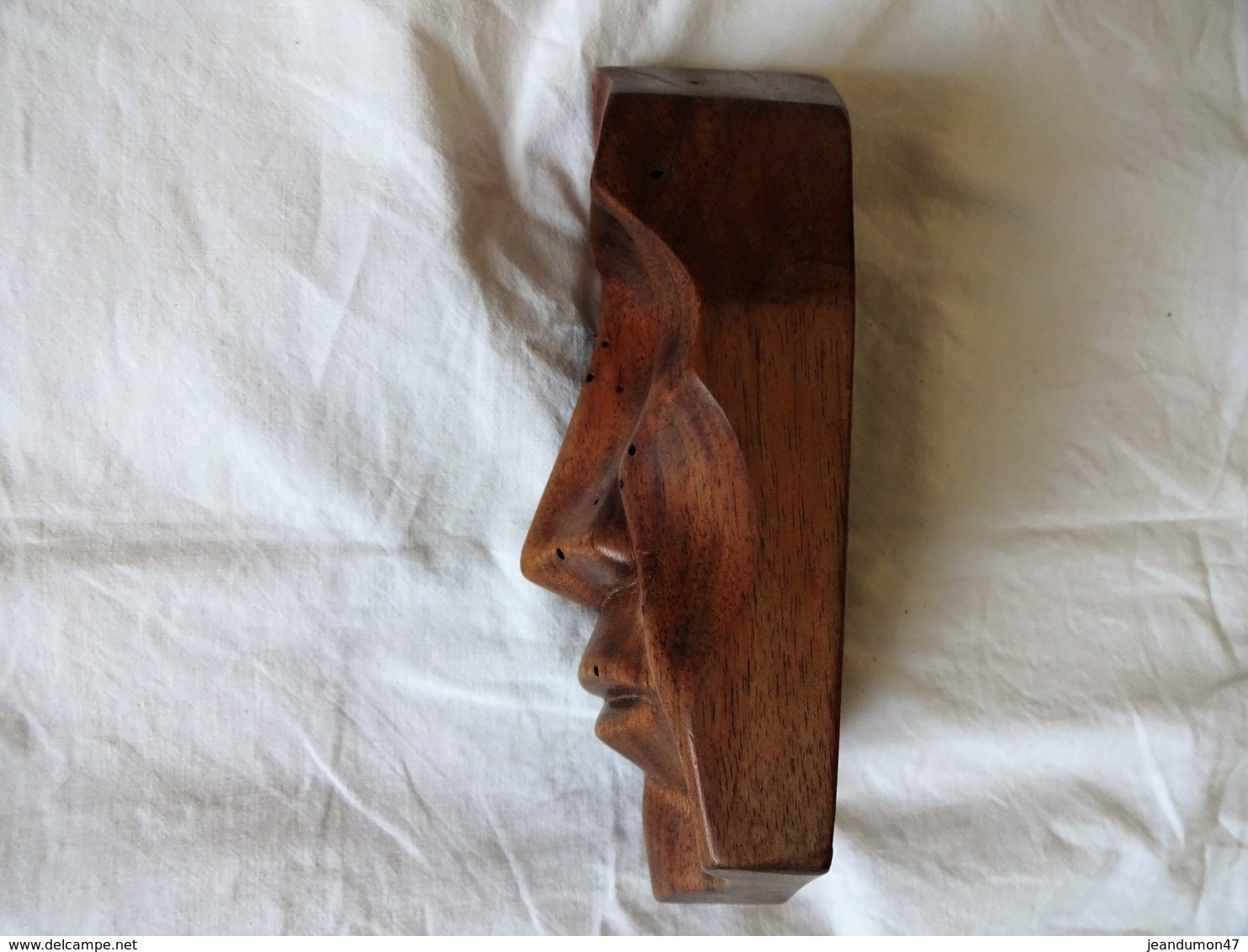 SCULPTURE  PROVENANT DE TIAHUANACO. VI  IXe S.  INDIQUE SUR L ETIQUETTE PEROU ,LA CITE ETANT EN BOLIVIE. 19 CMS. 115 G - Holz