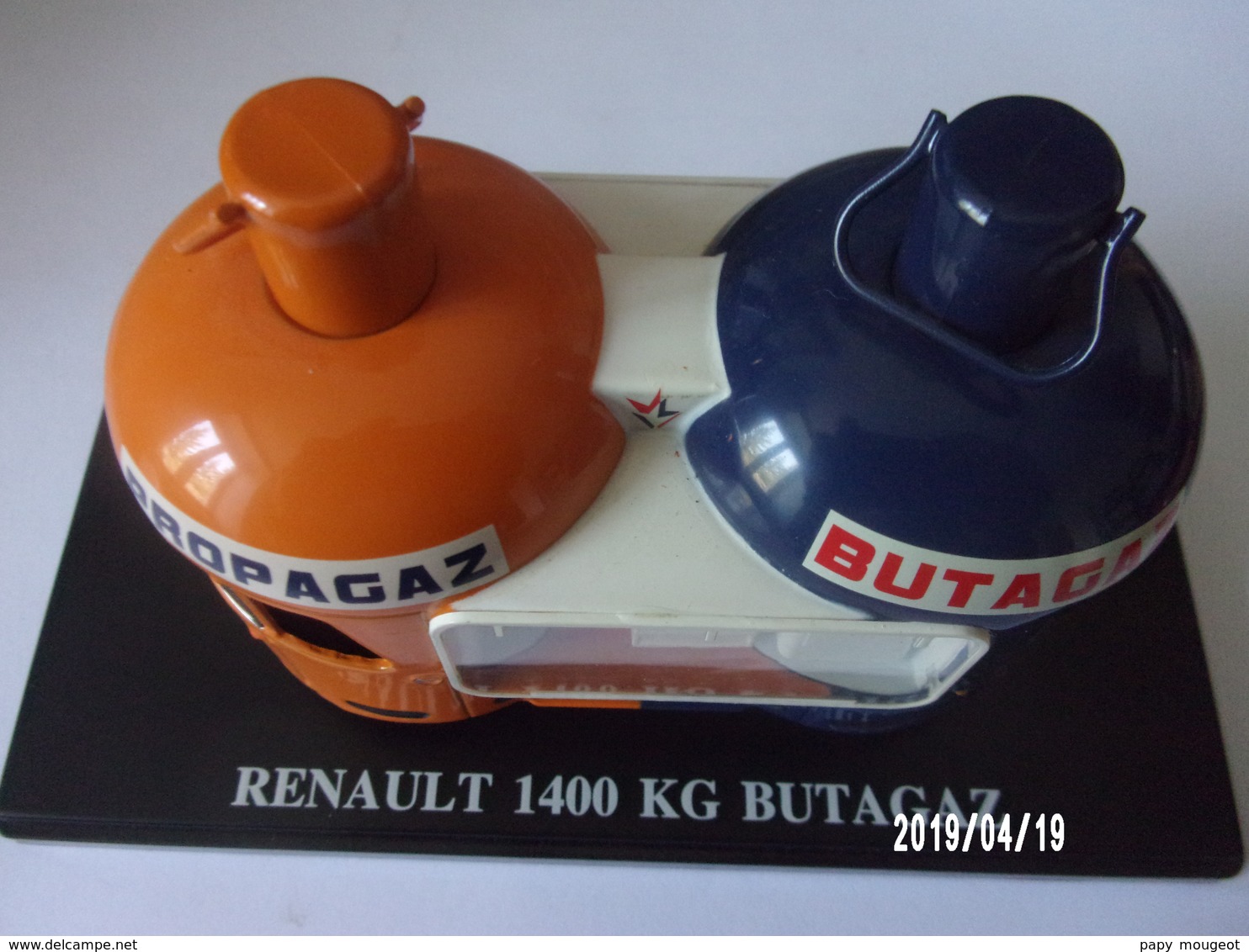 RENAULT 1400 KG BUTAGAZ - Advertising - All Brands