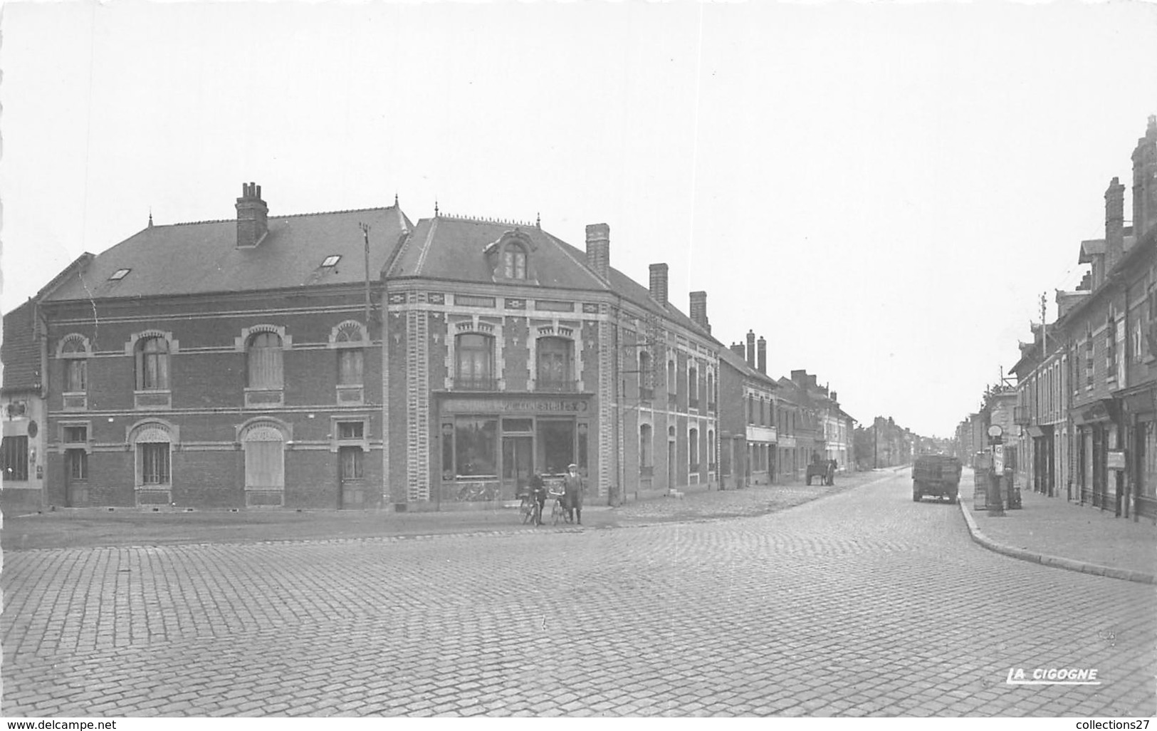 02-LA-FERE- FAUBOURG DE LAON - Fere En Tardenois