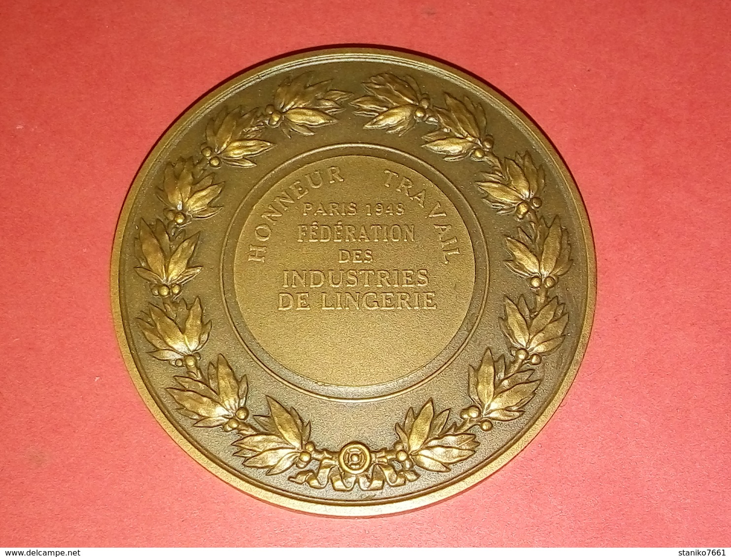 SPLENDIDE MÉDAILLE BRONZE PARIS 1948 FÉDÉRATION DES INDUSTRIES DE LINGERIE Graveur BRENET  58.16 Gr. Dia. 50 Mm - Professionals/Firms