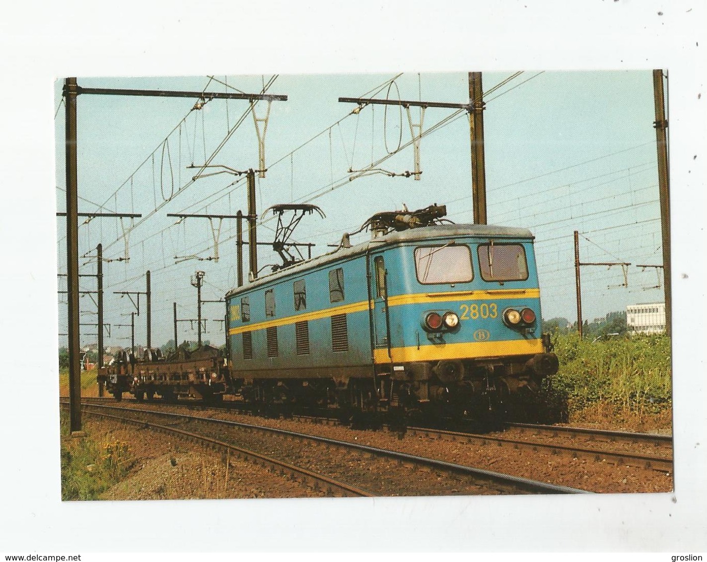 LA BB 2803 A BRUXELLES SCHAERBEECK LE 1 ER AOUT 1984   (125) - Transport (rail) - Stations