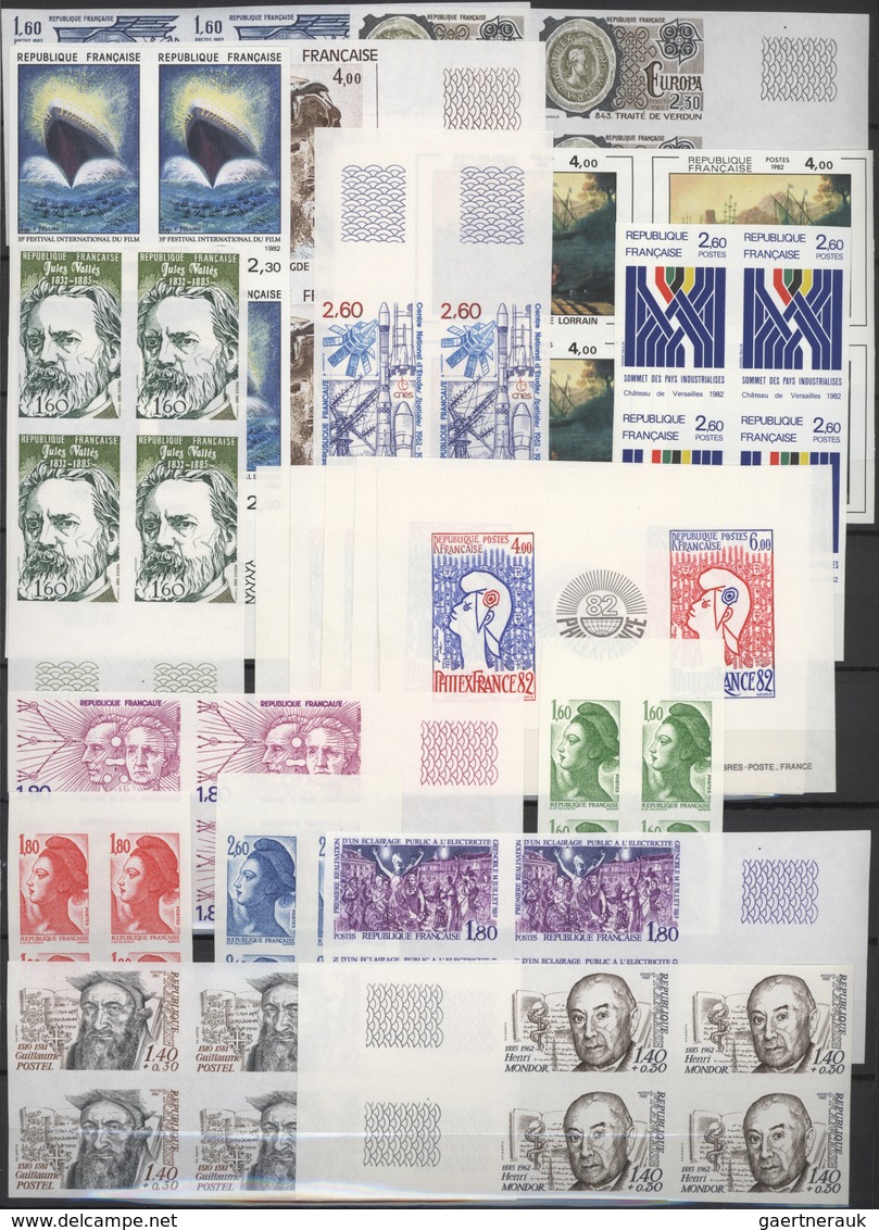 Frankreich: 1980-1996 Ca. "NON DENTELÉ"-IMPERFORATED: Comprehensive Collection Of Imperforated Stamp - Collections