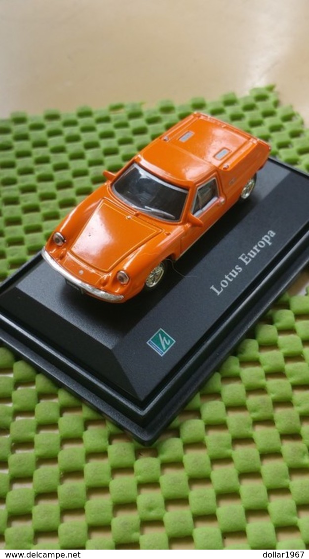 Hongwell Lotus Europa Oranje 1:76 - Escala 1:76