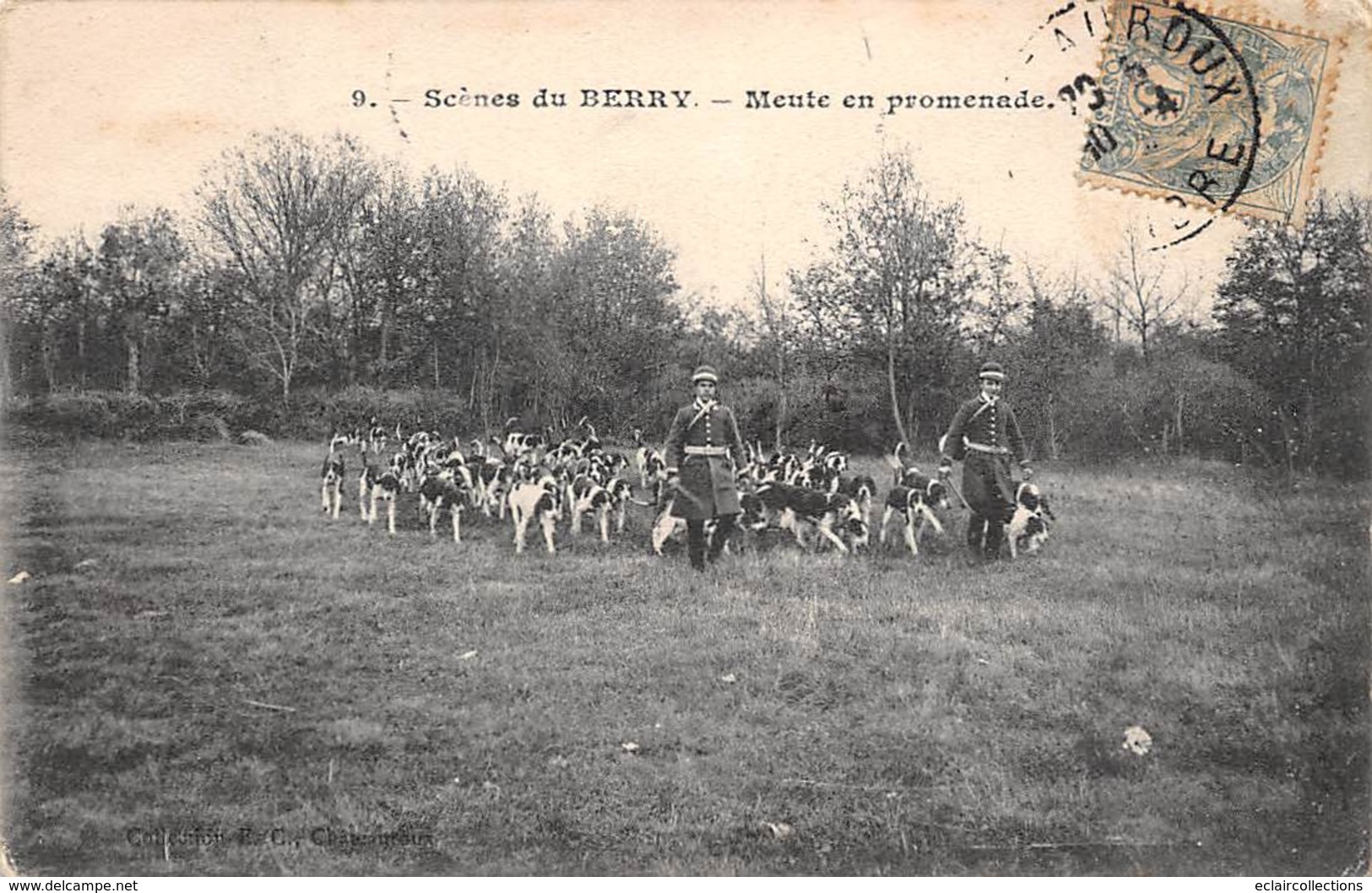 Berry Scène Ou Types Ou Au Pays    36        Chasse A Courre   Meute En Promenade       (voir Scan) - Andere & Zonder Classificatie