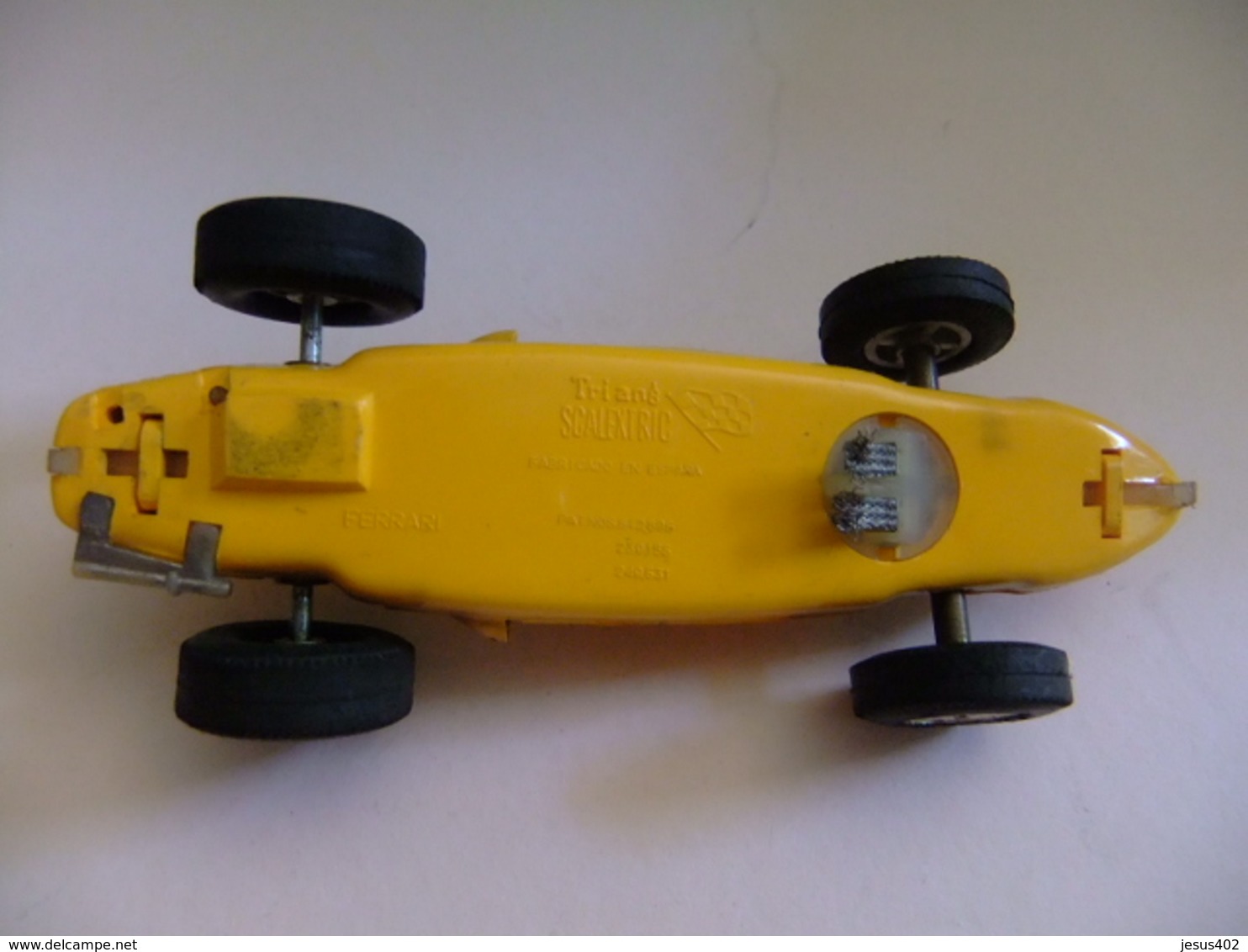 SCALEXTRIC FERRARI V 6 SHARNOSE TRIANG // AMARILLO N 1 GUIA FIJA  // MADE IN SPAIN - Circuiti Automobilistici