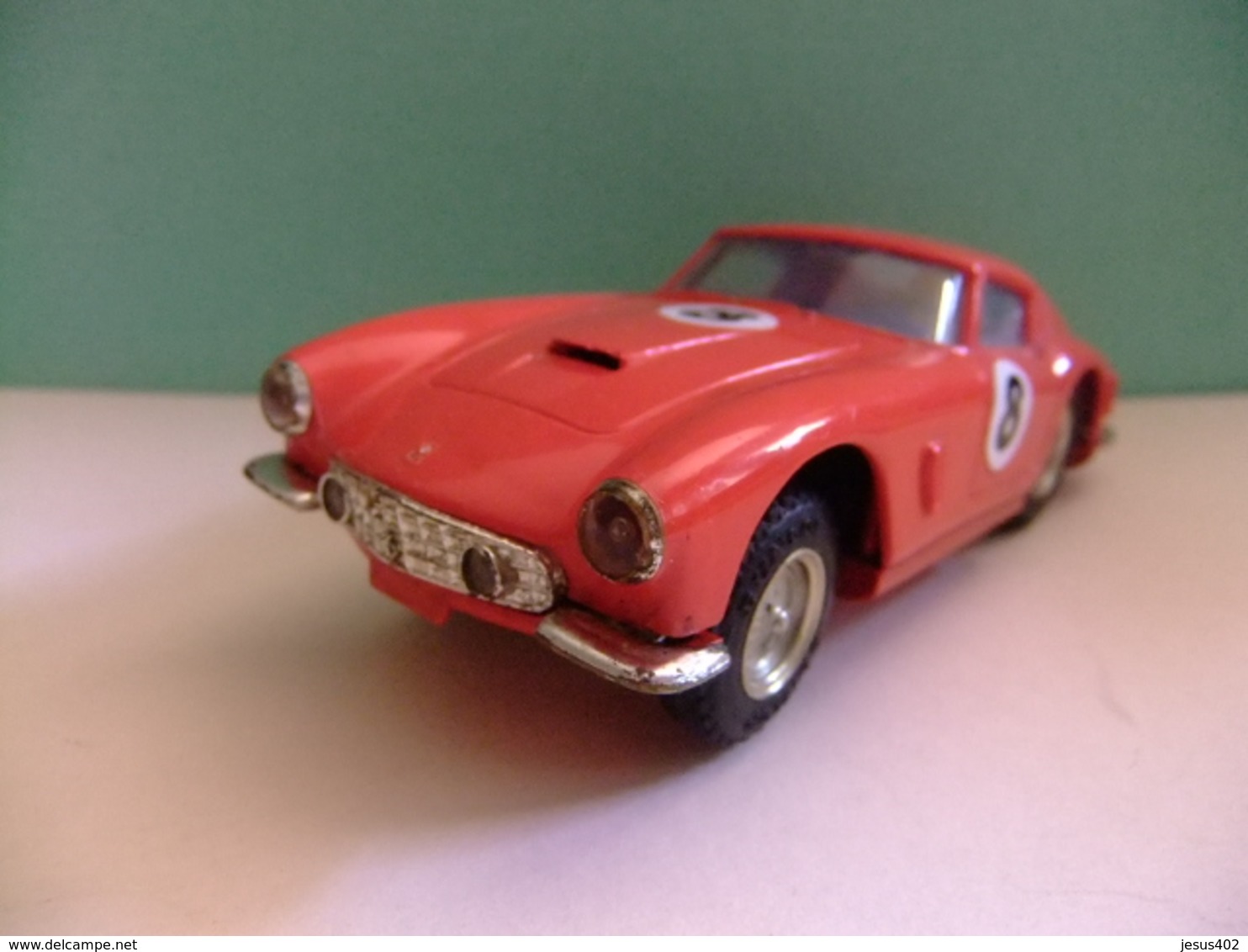 SCALEXTRIC Tri-Ang FERRARI 250 GT BERLINETTA MM / C 69 Rojo N 8 Con Caja Repro - Echelle 1:32