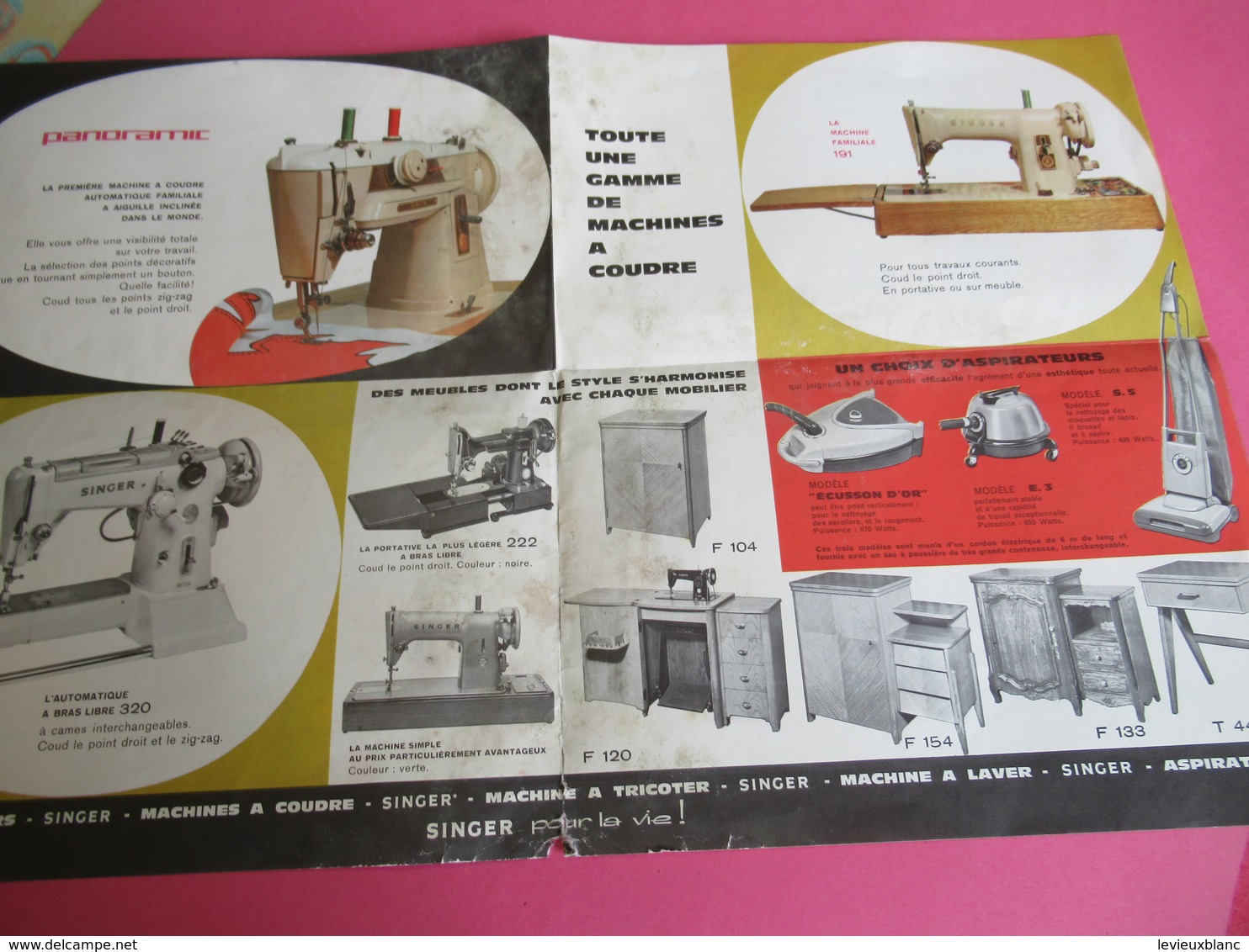 Prospectus Publicitaire 4 Volets/Machines à Coudre SINGER/C'est Aussi Cela/refrigerateur/Av De L'Opéra PARIS/1961 VPN192 - Vestiario & Tessile