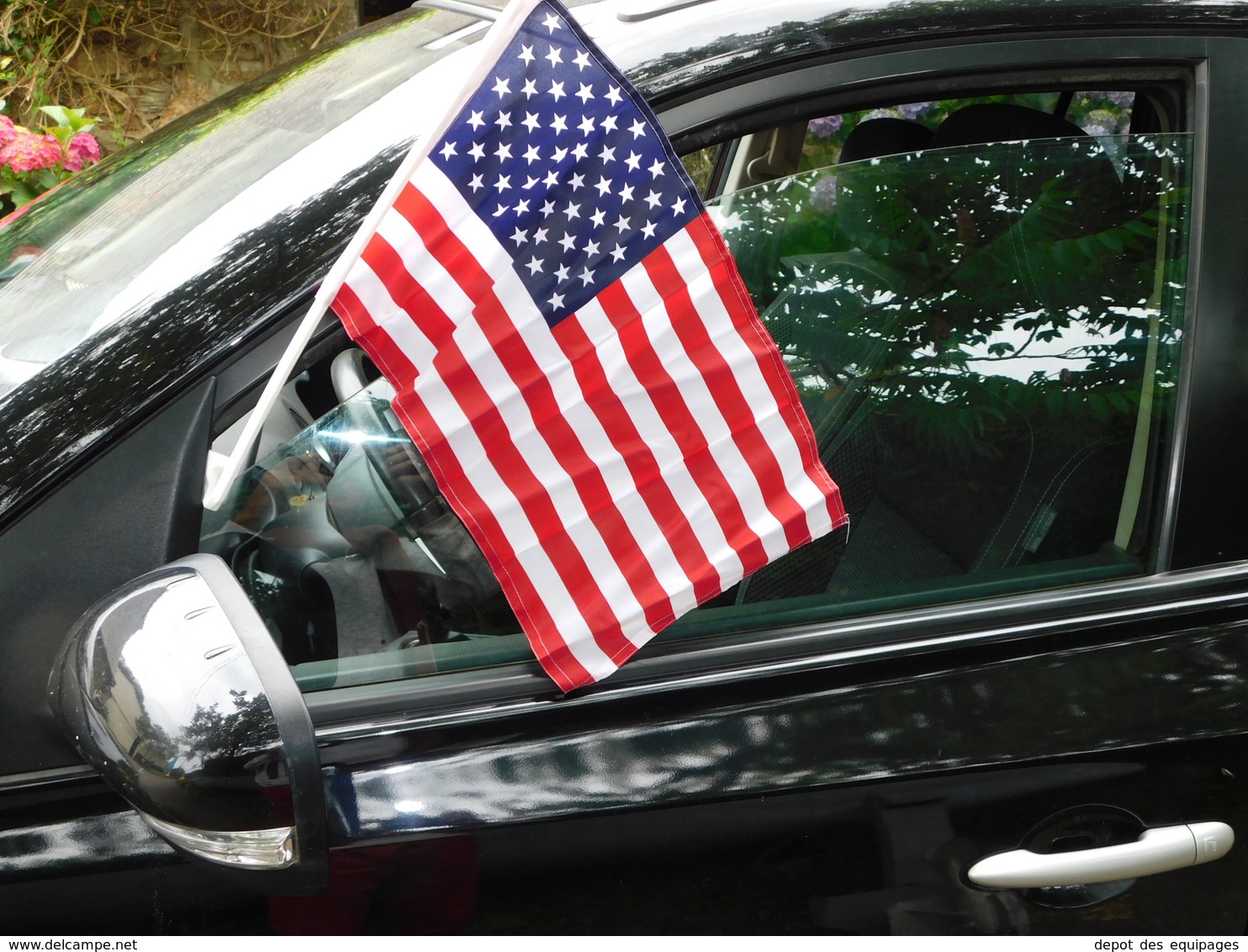 LOT 20-VINGT  DRAPEAUX U.S.A. CAR FLAG - ETAT 100% NEUF